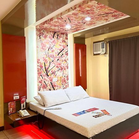 Hotel Sogo Sta Rosa Санта-Роса Екстер'єр фото