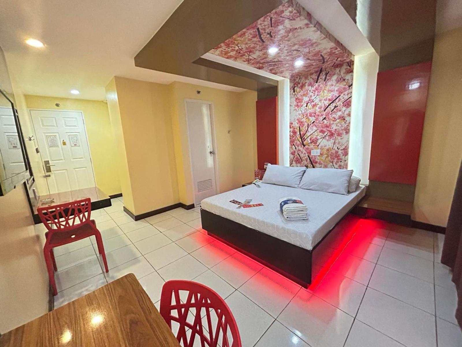 Hotel Sogo Sta Rosa Санта-Роса Екстер'єр фото