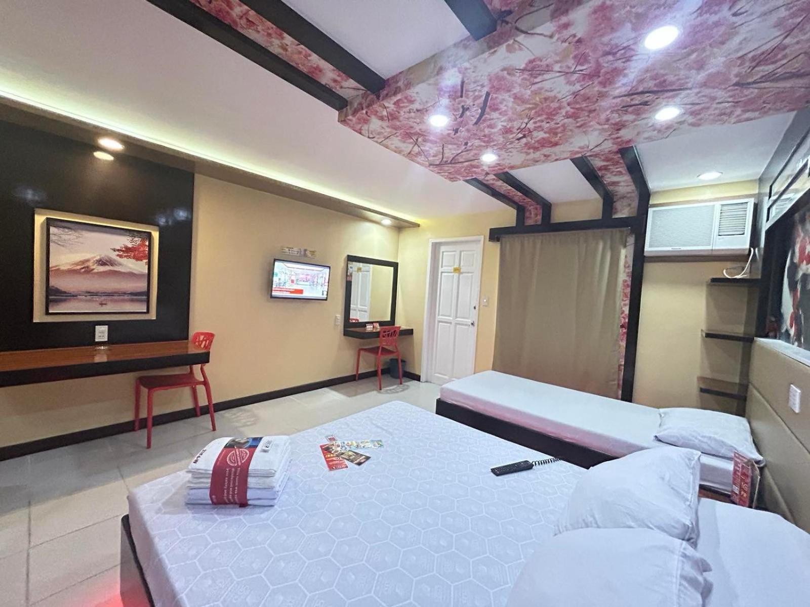 Hotel Sogo Sta Rosa Санта-Роса Екстер'єр фото
